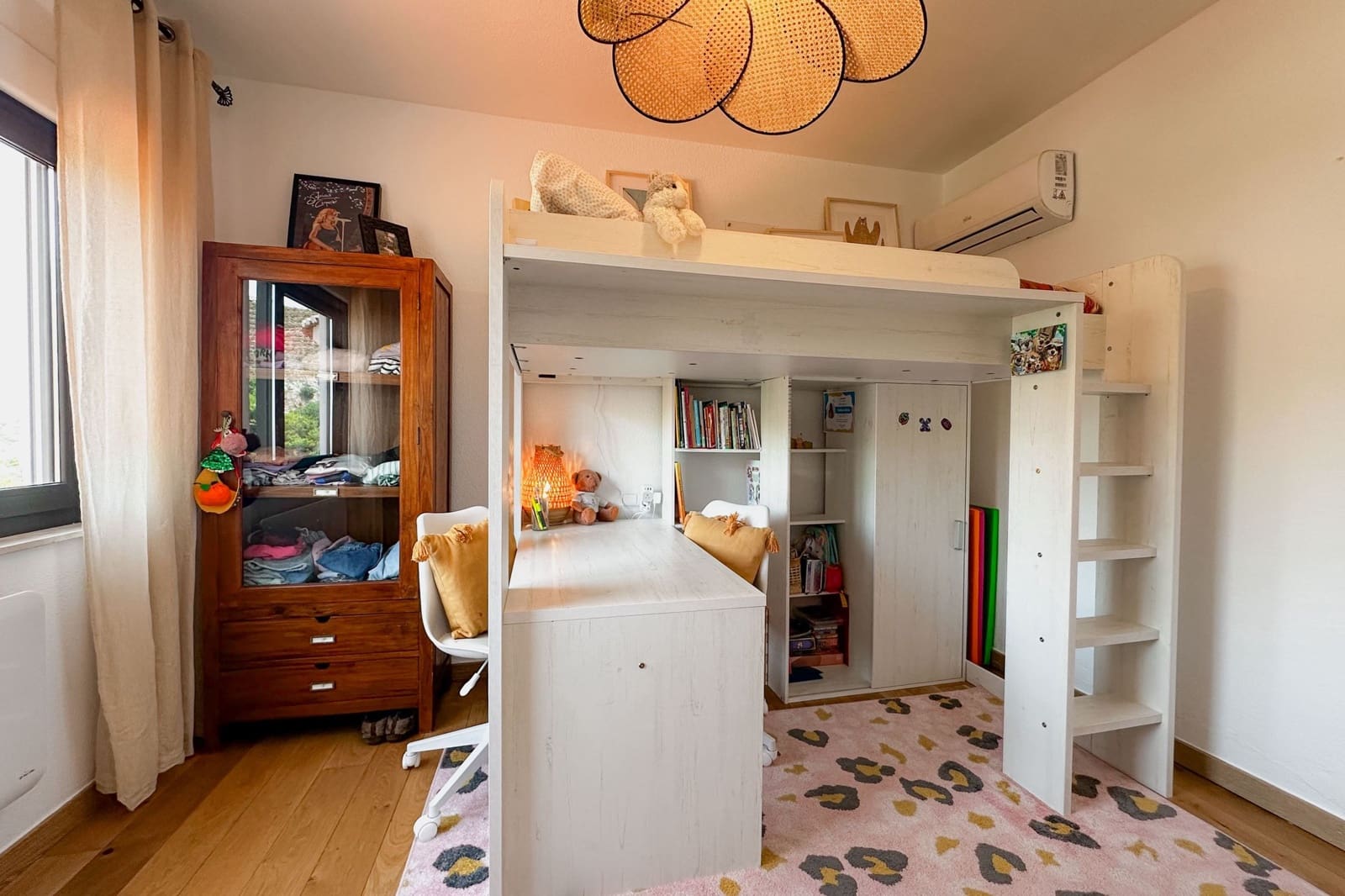 Chalet de 4 habitaciones en Almuñécar en venta con piscina garaje - 1.099.000 € (Ref: 10057612)