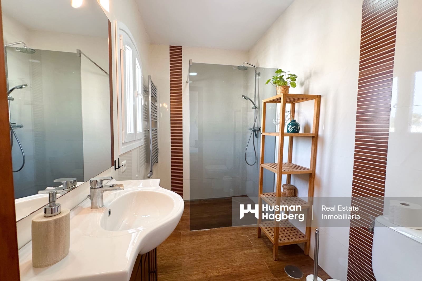Apartamento de 3 habitaciones en Nerja en venta con piscina - 495.000 € (Ref: 10060547)