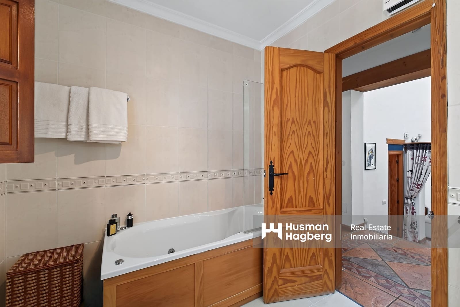 4 bedroom Villa for sale in Frigiliana with pool - € 950,000 (Ref: 10071029)