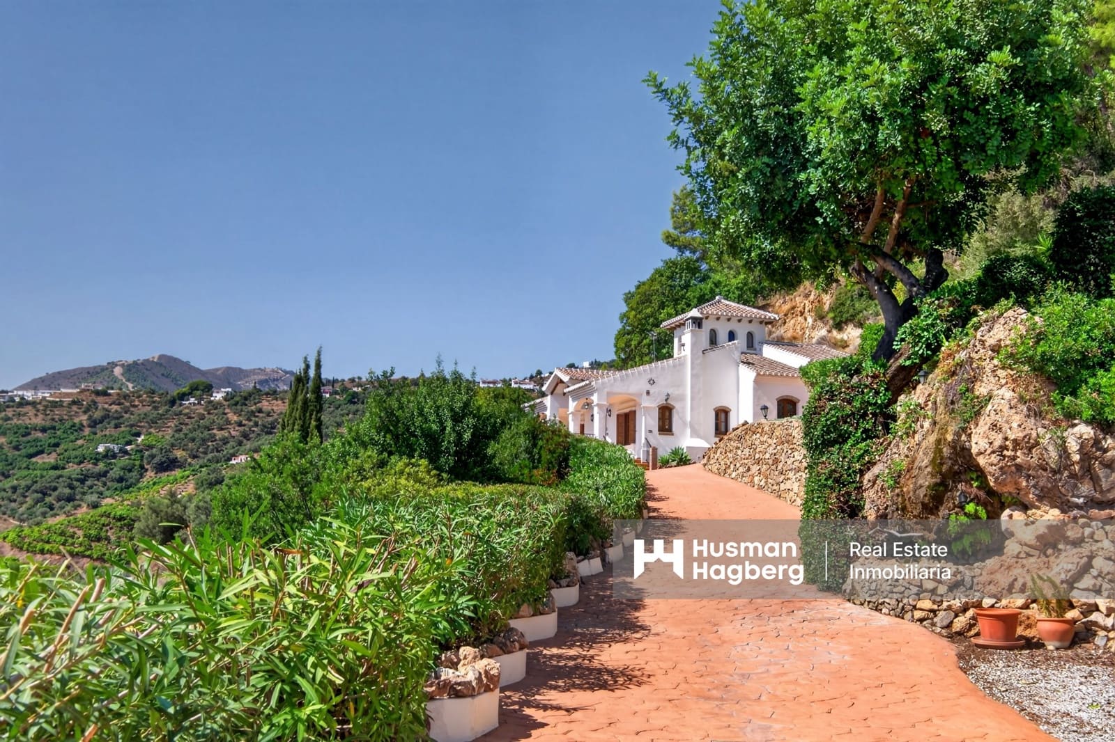 4 bedroom Villa for sale in Frigiliana with pool - € 950,000 (Ref: 10071029)