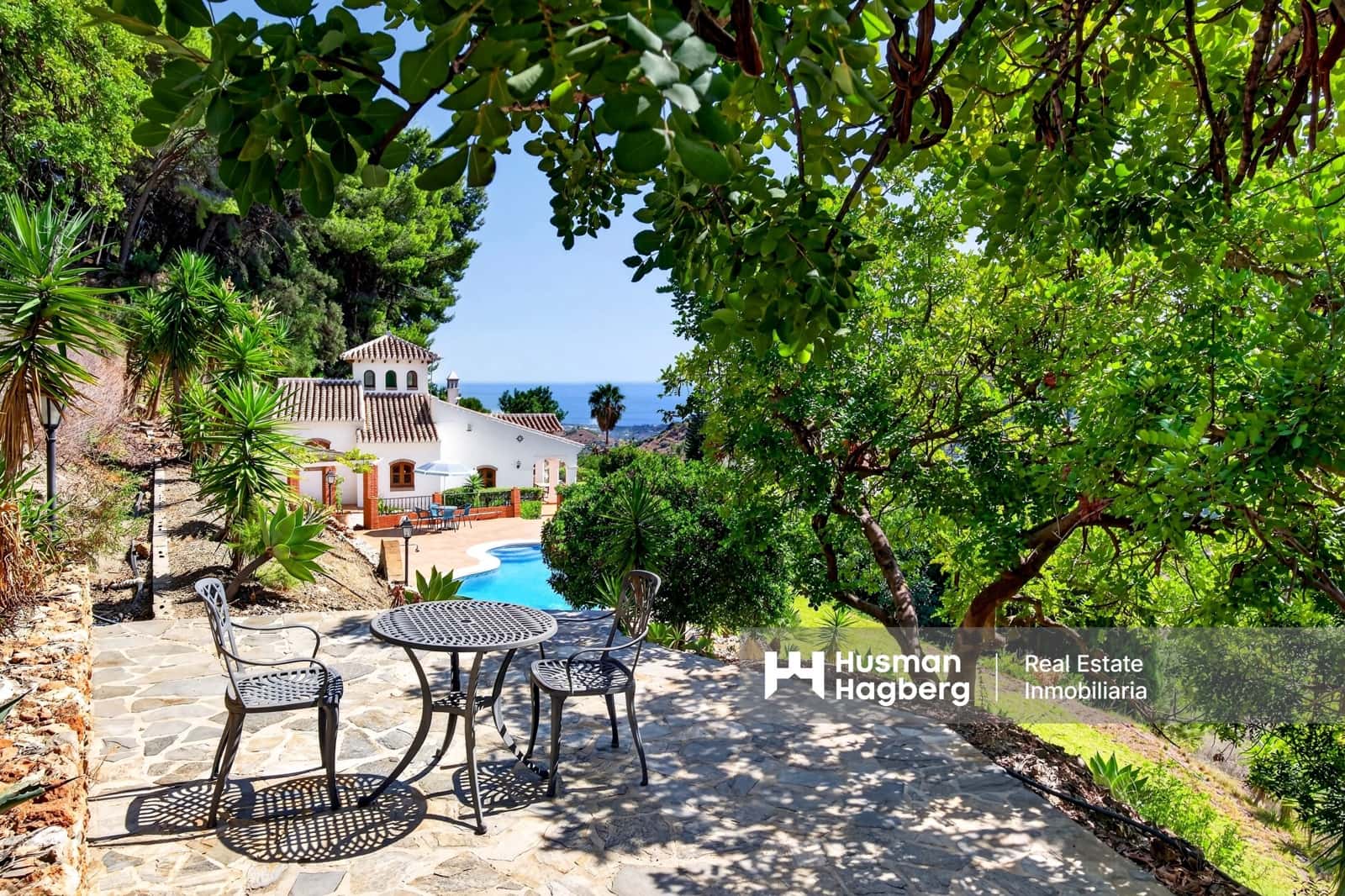 4 bedroom Villa for sale in Frigiliana with pool - € 950,000 (Ref: 10071029)