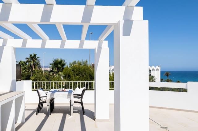 2 quarto Casa em Banda para venda em Chaparil - Torrecilla - Punta Lara, Nerja com piscina garagem - 524 000 € (Ref: 10101150)