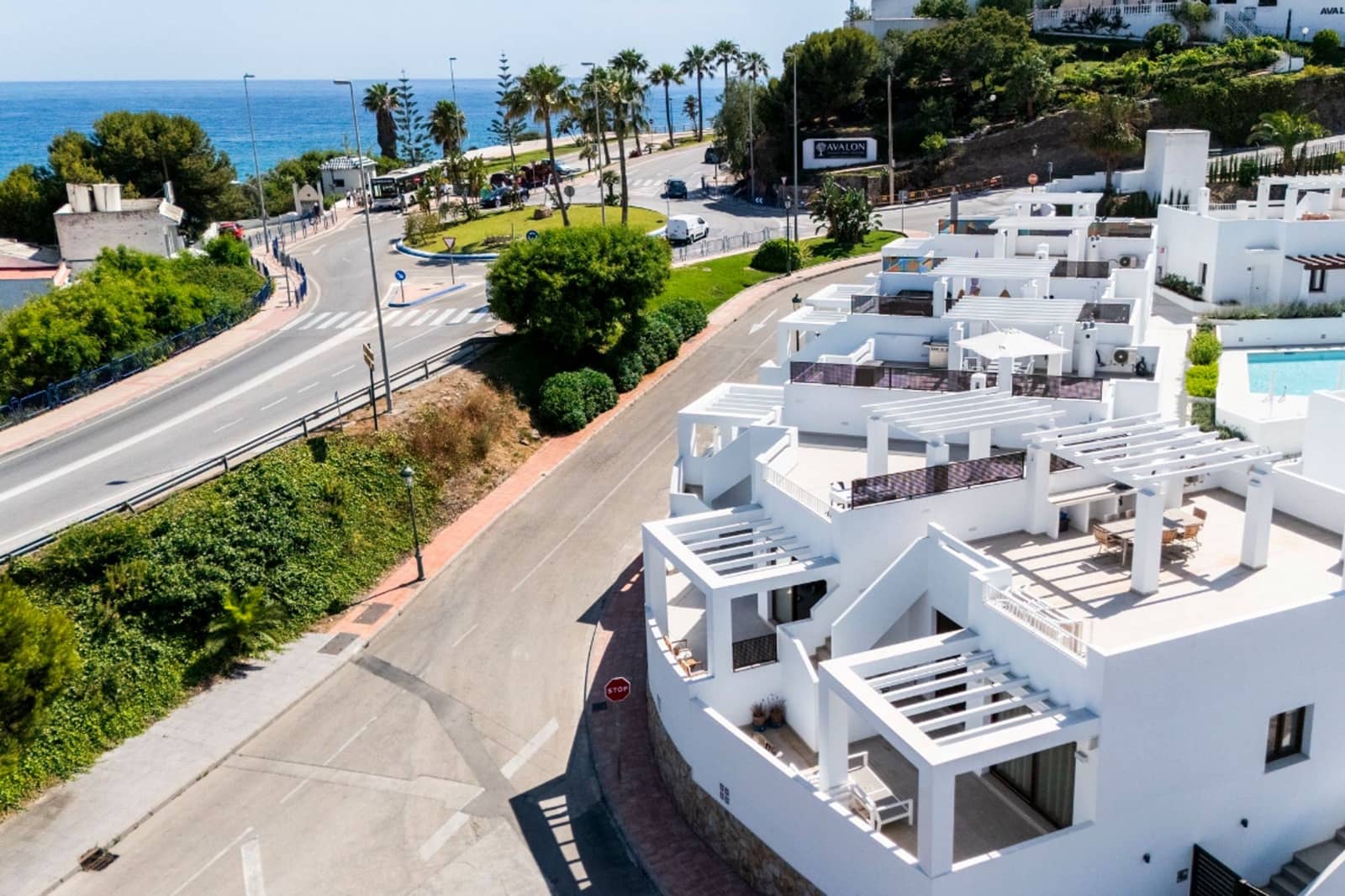 2 quarto Casa em Banda para venda em Nerja com piscina garagem - 524 000 € (Ref: 10101150)