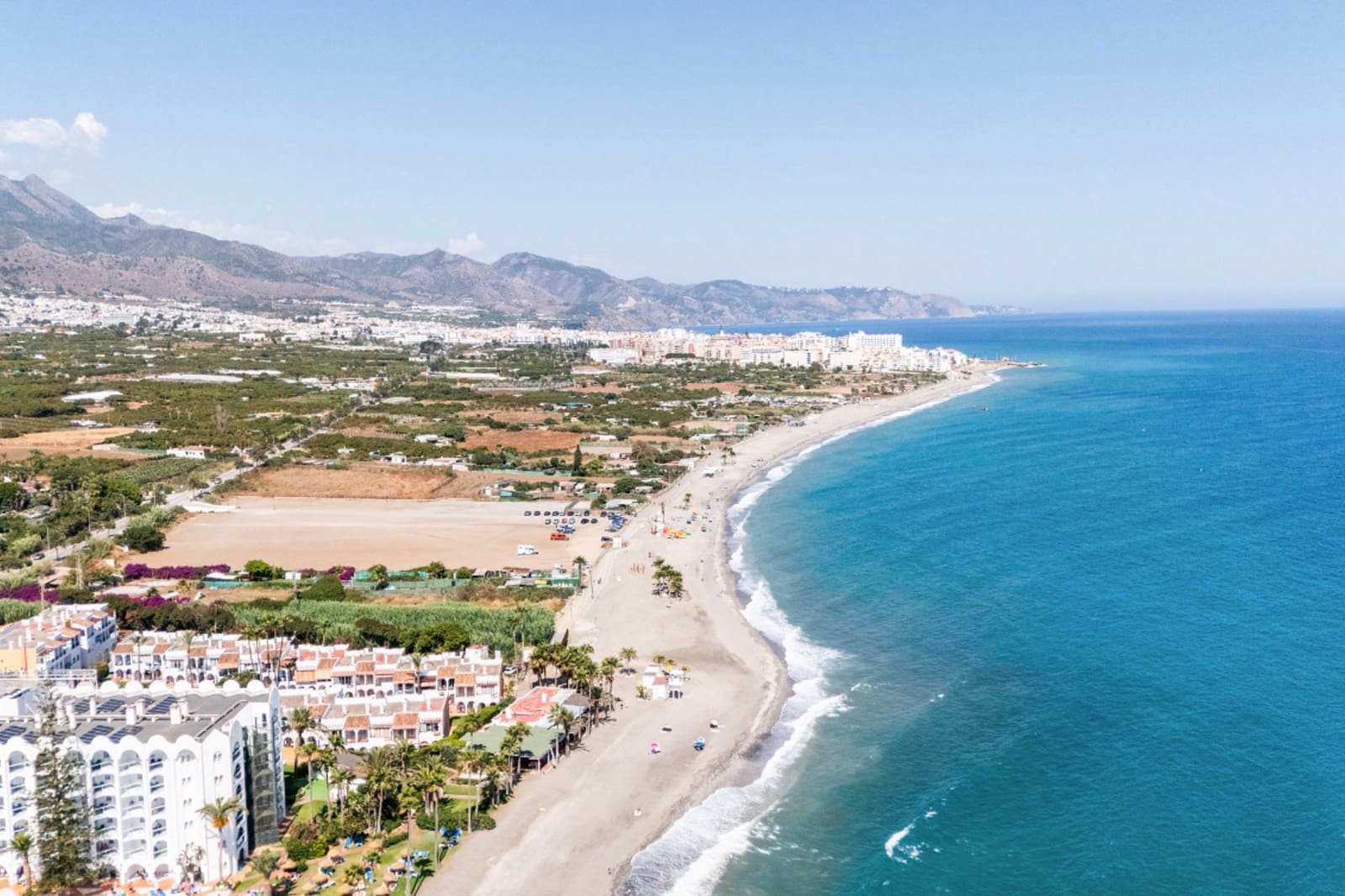2 quarto Casa em Banda para venda em Nerja com piscina garagem - 524 000 € (Ref: 10101150)