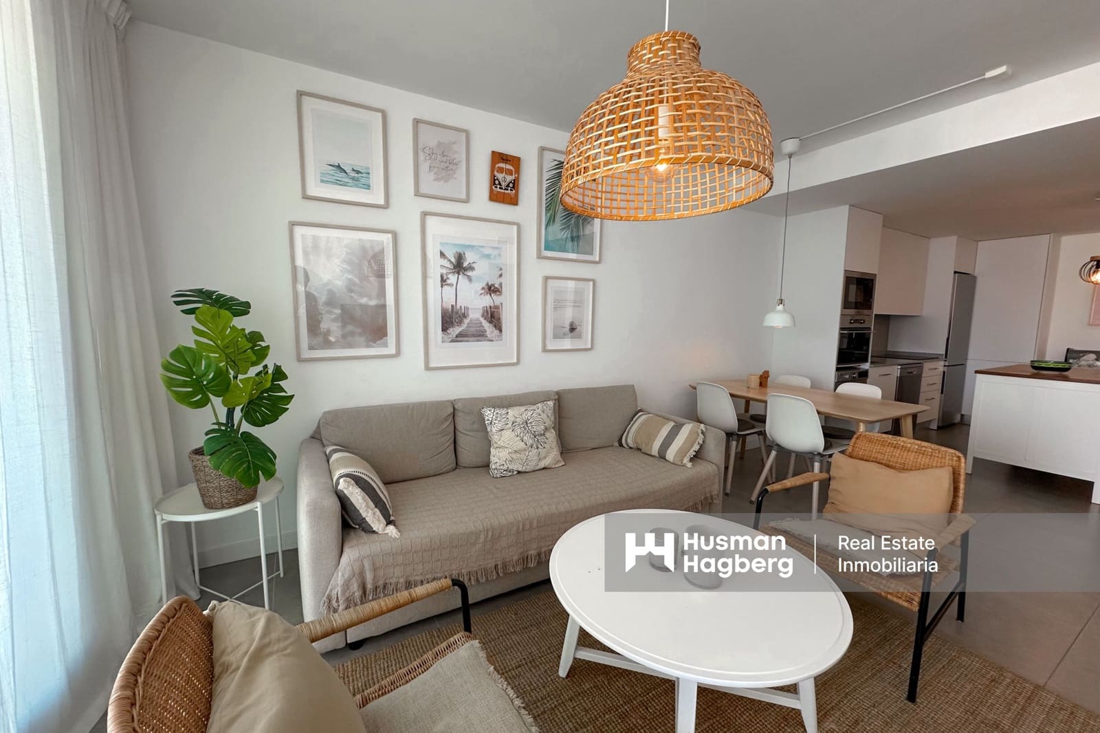 Apartamento de 2 habitaciones en Torrox en venta con piscina garaje - 325.000 € (Ref: 10135109)