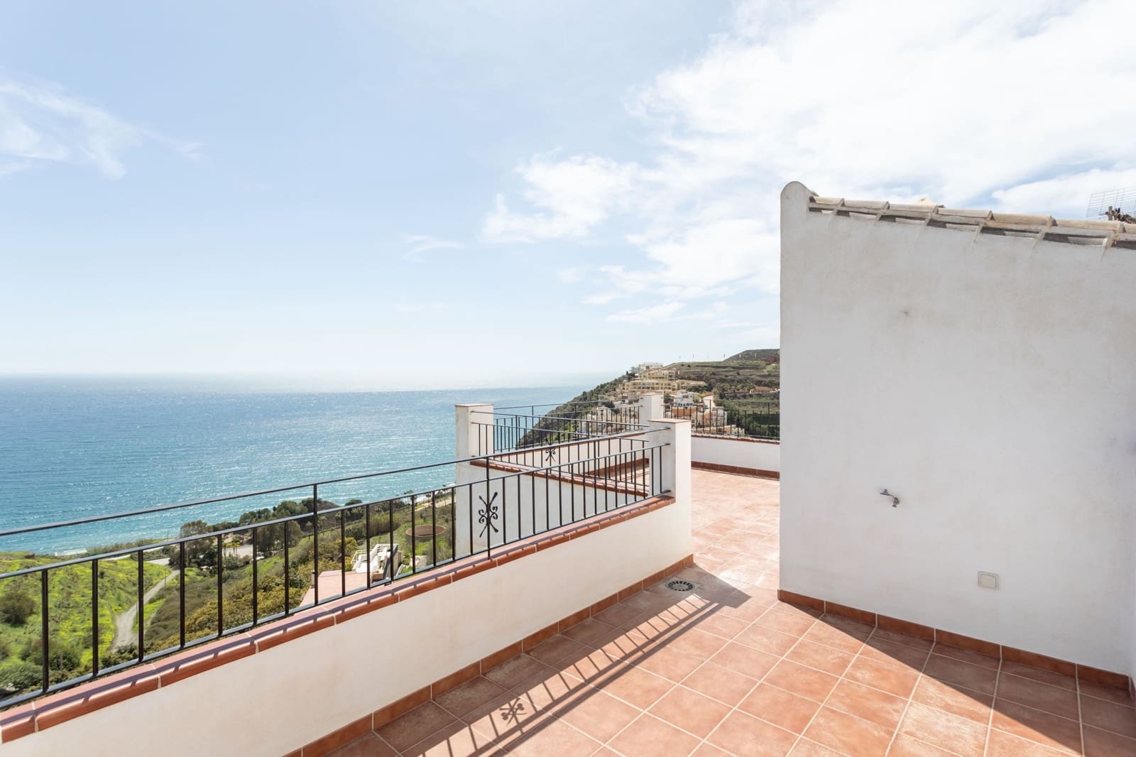 3 soveværelse Villa til salg i Nerja - € 1.395.000 (Ref: 6893080)