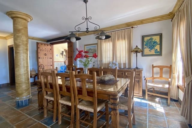 6 soveværelse Villa til salg i Frigiliana med swimmingpool - € 1.200.000 (Ref: 7166357)