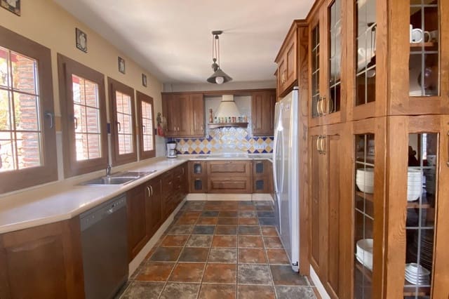 6 soveværelse Villa til salg i Frigiliana med swimmingpool - € 1.200.000 (Ref: 7166357)