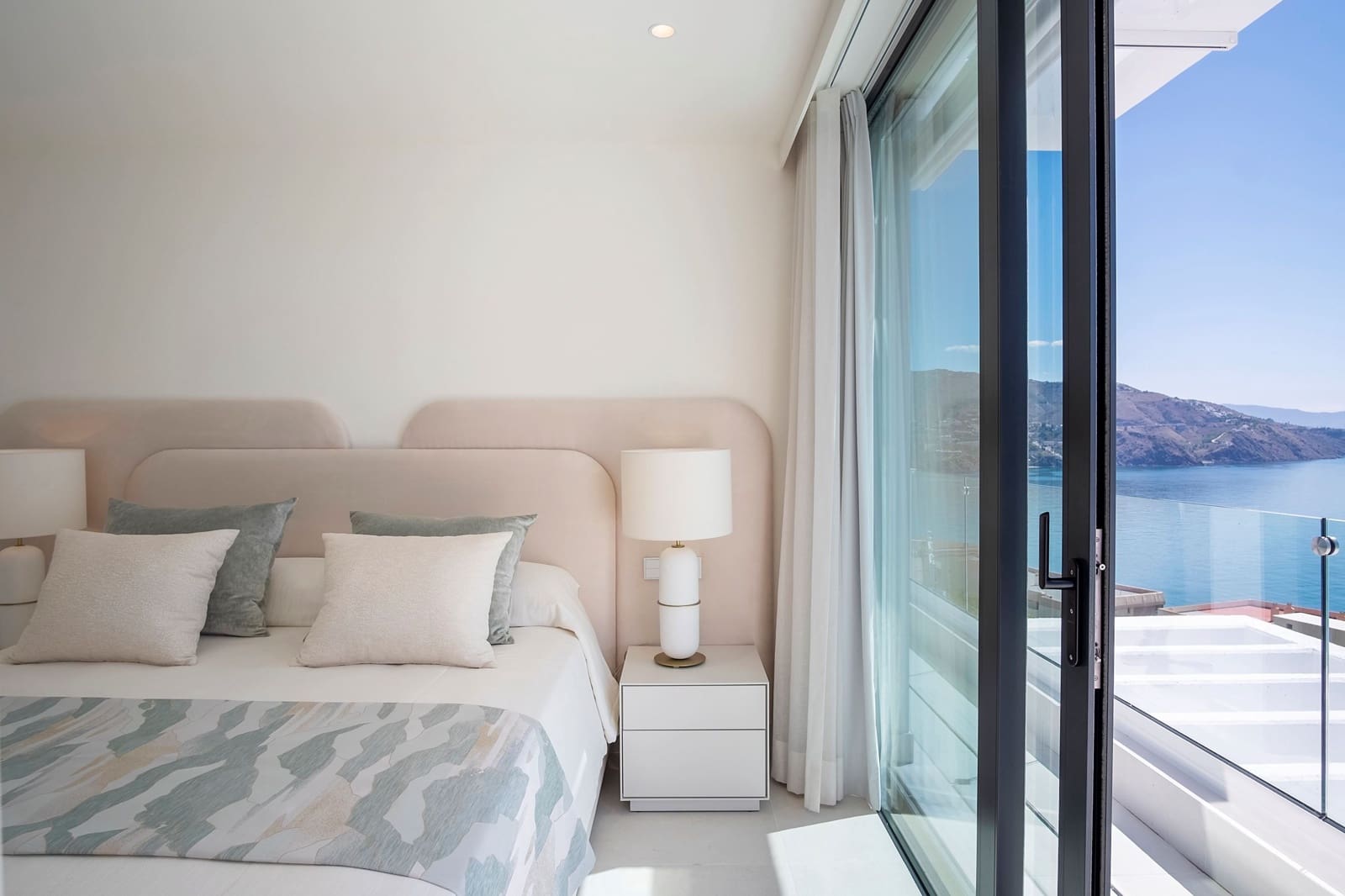 4 sovrum Villa till salu i Almunecar med pool - 1 350 000 € (Ref: 8078227)