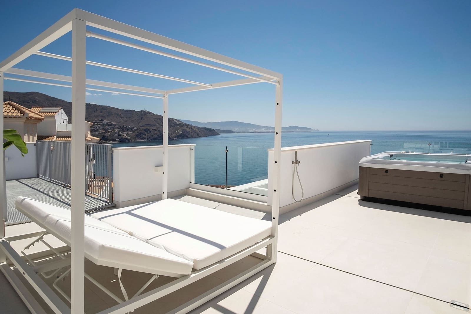 4 sovrum Villa till salu i Almunecar med pool - 1 350 000 € (Ref: 8078227)