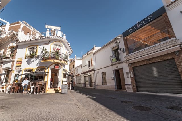 4 soveværelse Byhus til salg i Centro, Nerja - € 950.000 (Ref: 8644223)