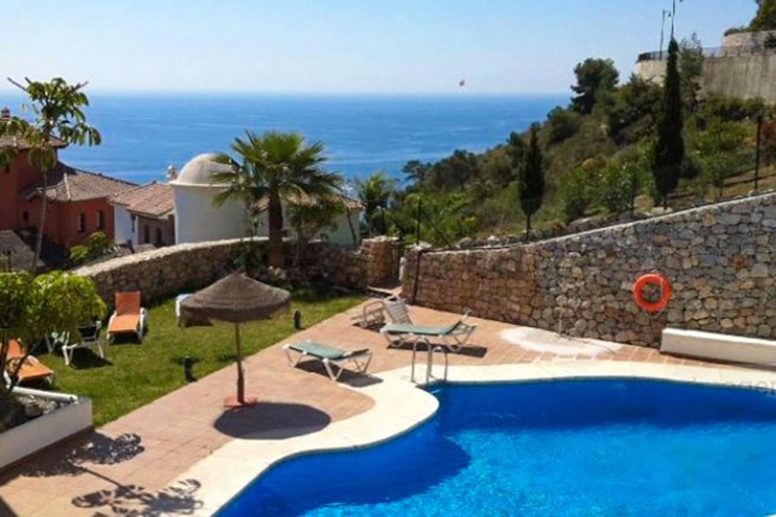 2 sovrum Lägenhet till salu i Almunecar med pool - 342 500 € (Ref: 8771406)