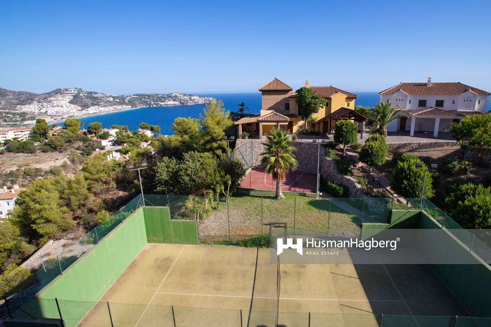 2 sovrum Lägenhet till salu i Almunecar med pool - 342 500 € (Ref: 8771406)