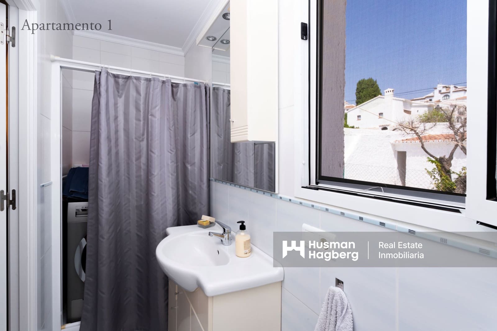 8 bedroom Villa for sale in Nerja - € 1,590,000 (Ref: 9133434)