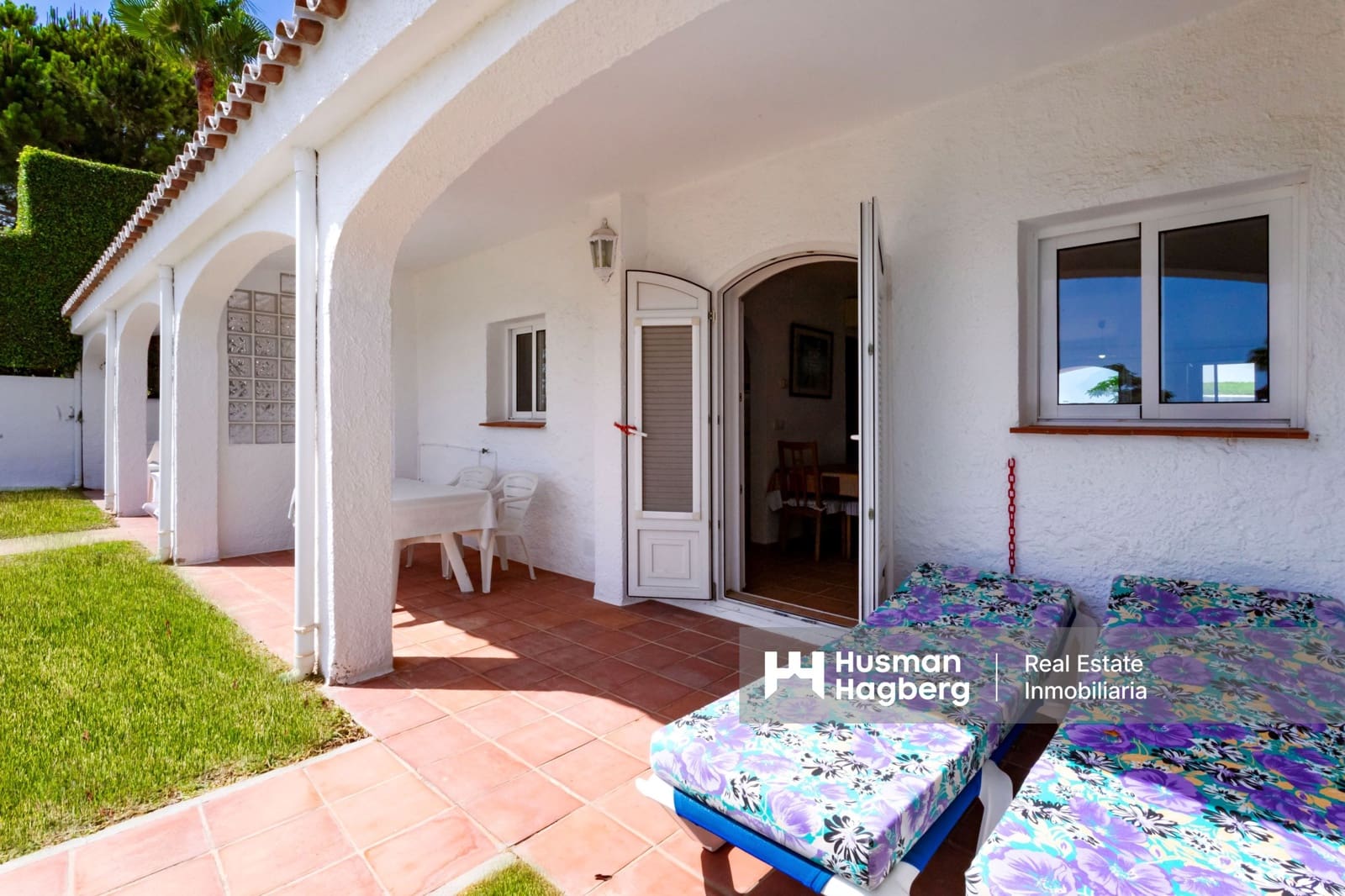 8 bedroom Villa for sale in Nerja - € 1,590,000 (Ref: 9133434)