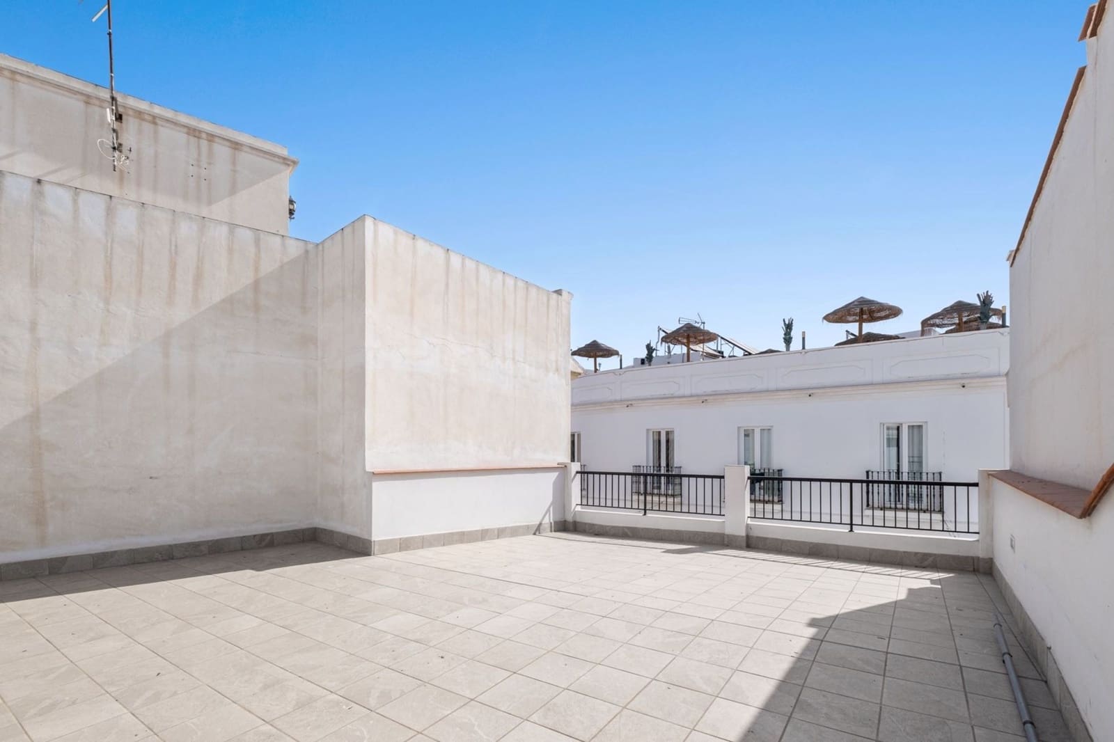 5 soveværelse Byhus til salg i Nerja - € 1.260.000 (Ref: 9172171)