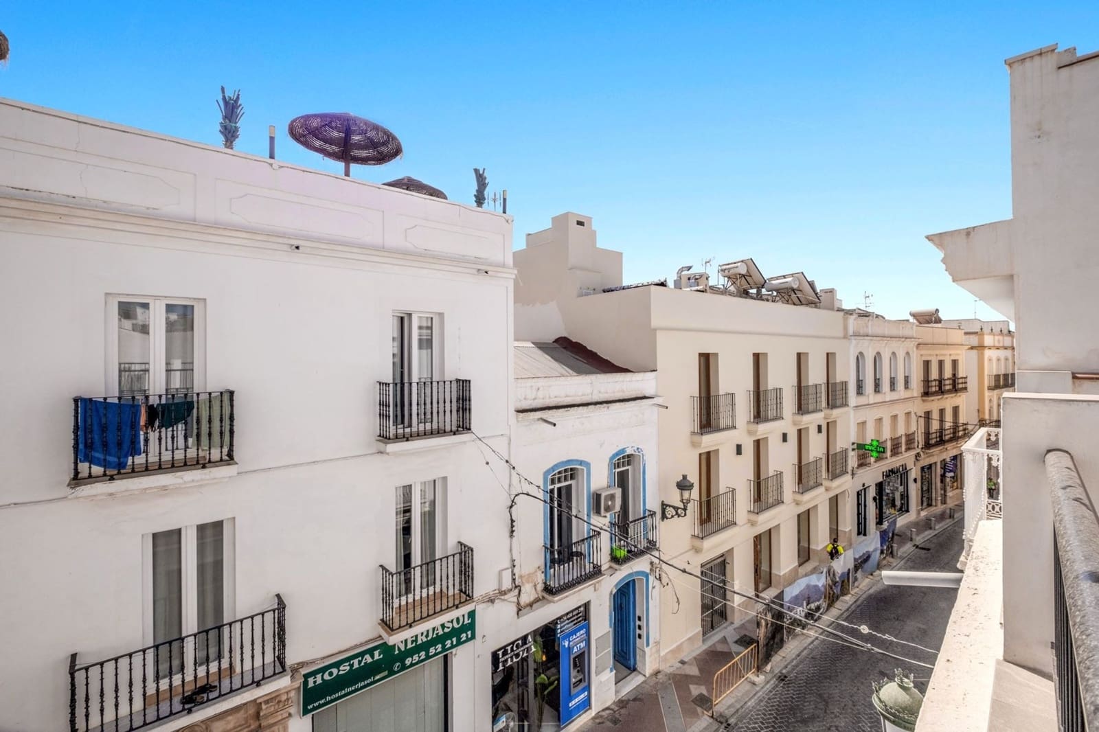 5 soveværelse Byhus til salg i Nerja - € 1.260.000 (Ref: 9172171)