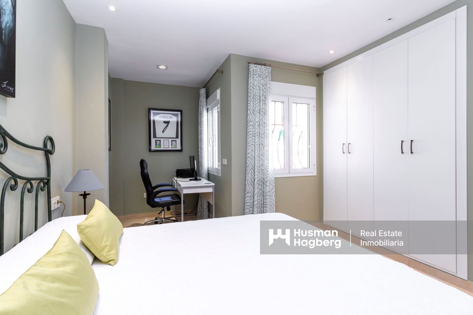 6 soveværelse Villa til salg i Caleta de Velez med swimmingpool - € 1.100.000 (Ref: 9231817)