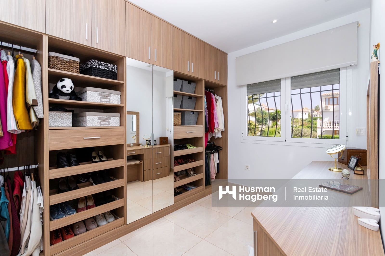 6 soveværelse Villa til salg i Caleta de Velez med swimmingpool - € 1.100.000 (Ref: 9231817)