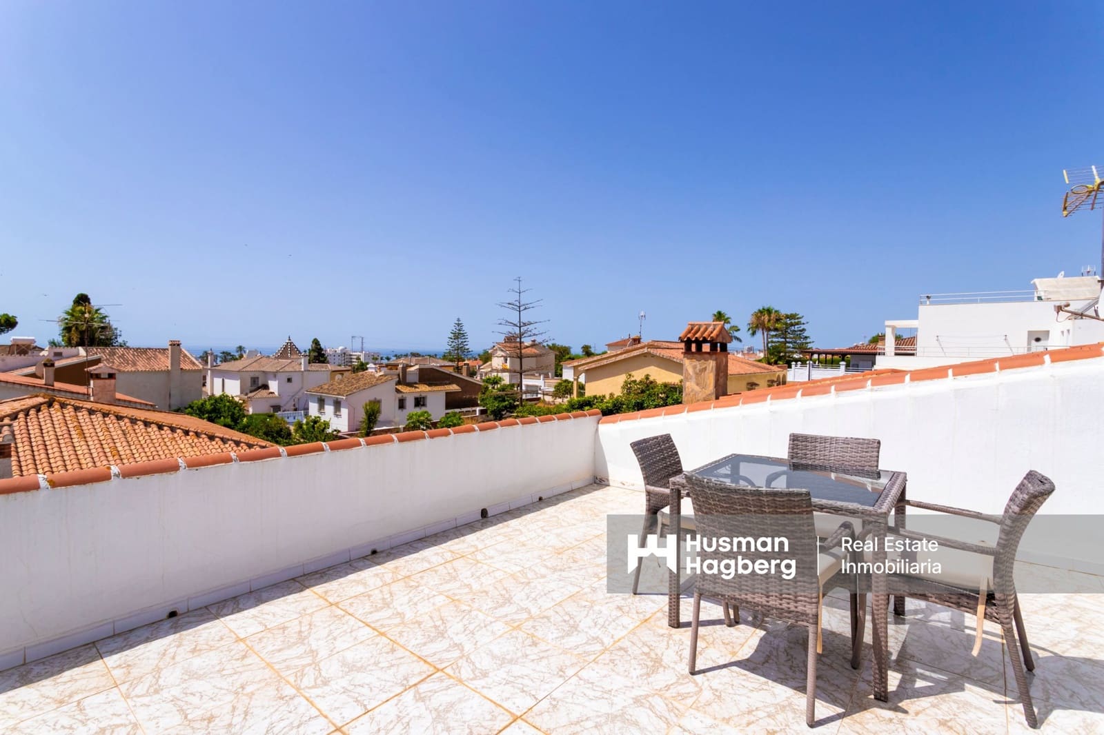 6 soveværelse Villa til salg i Caleta de Velez med swimmingpool - € 1.100.000 (Ref: 9231817)