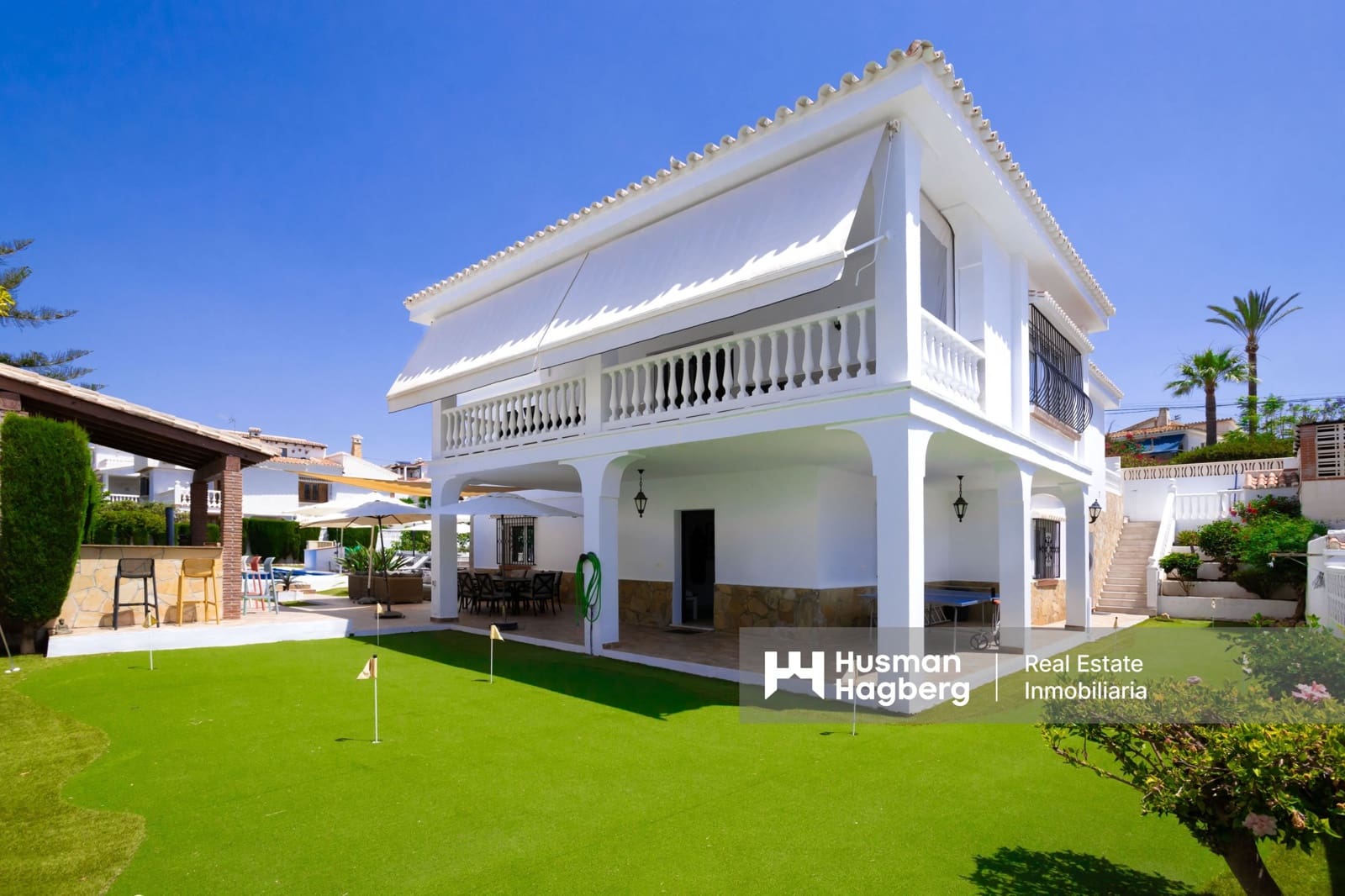 6 soveværelse Villa til salg i Caleta de Velez med swimmingpool - € 1.100.000 (Ref: 9231817)