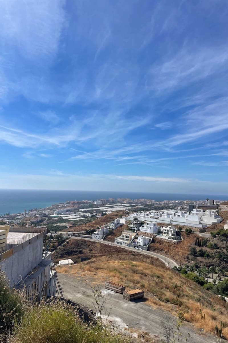 2 bedroom Townhouse for sale in Torrox with pool - € 347,000 (Ref: 9325500)