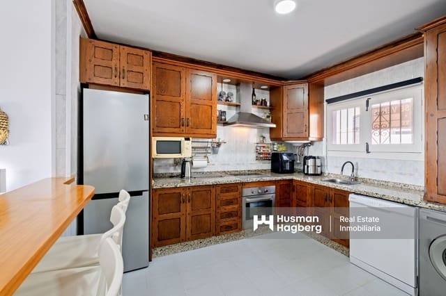 3 soveværelse Byhus til salg i Chaparil - Torrecilla - Punta Lara, Nerja med swimmingpool - € 340.000 (Ref: 9326913)