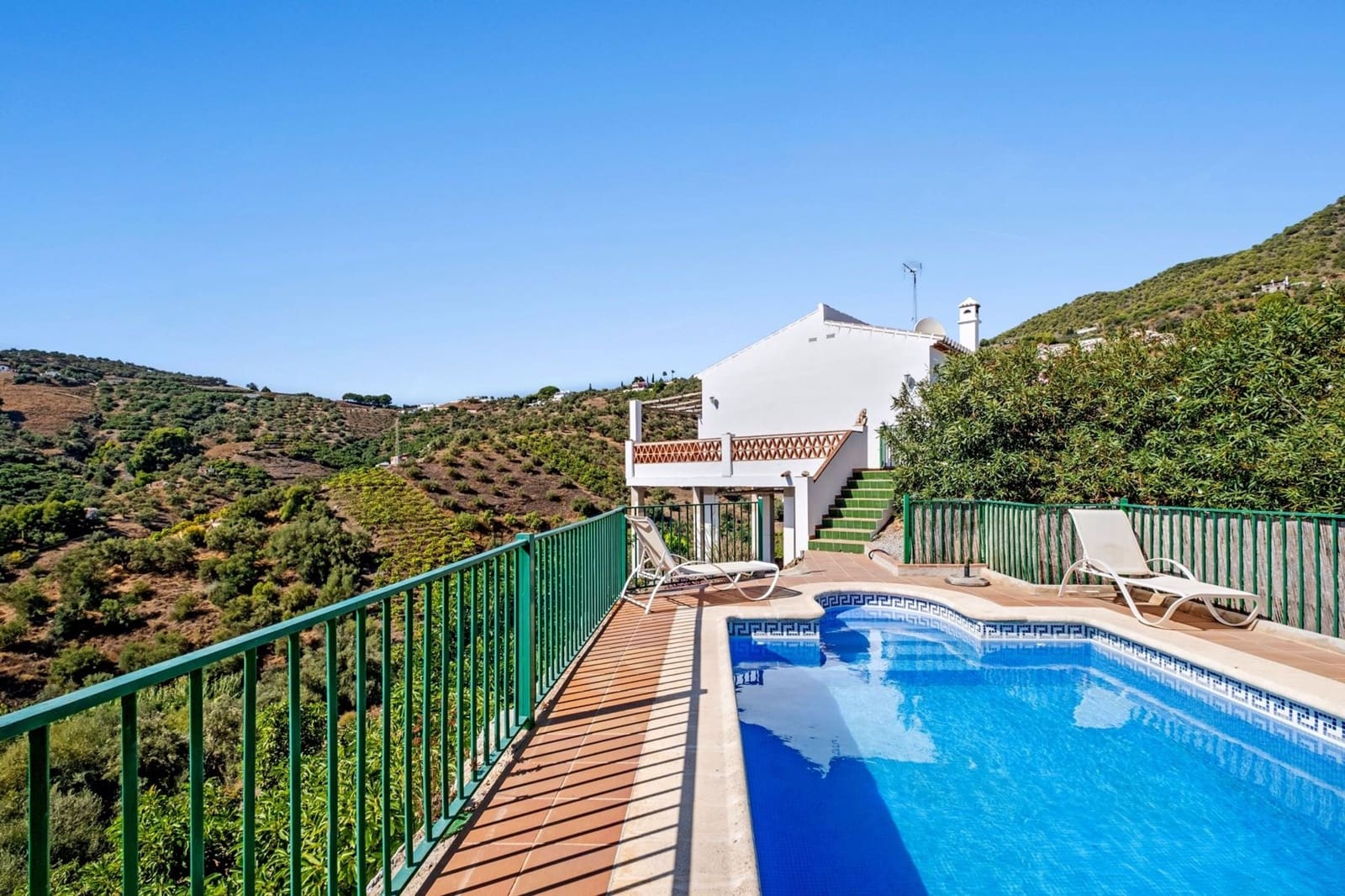 2 quarto Moradia para venda em Frigiliana com piscina - 399 000 € (Ref: 9335479)