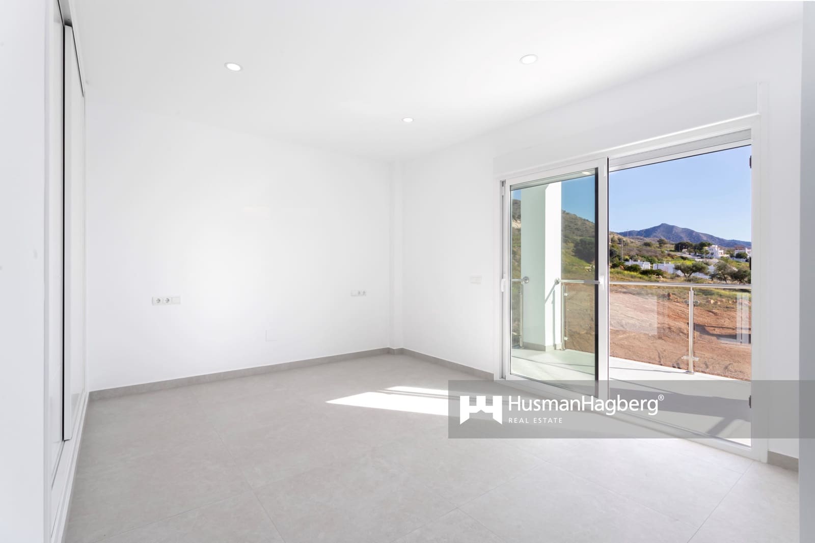 4 soverom Villa til salgs i Nerja med svømmebasseng - € 865 000 (Ref: 9343621)