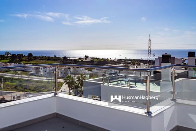 4 sovrum Villa till salu i Capistrano, Nerja med pool - 865 000 € (Ref: 9343621)