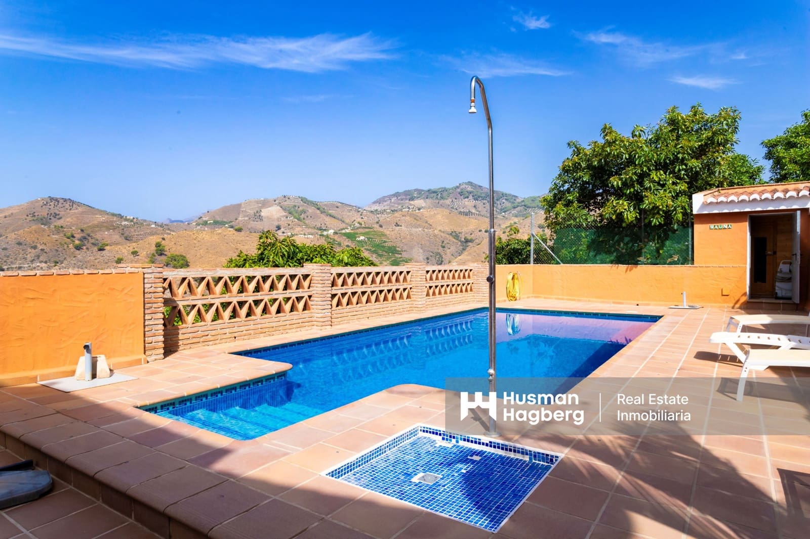 3 soveværelse Villa til salg i Jete med swimmingpool - € 550.000 (Ref: 9372309)