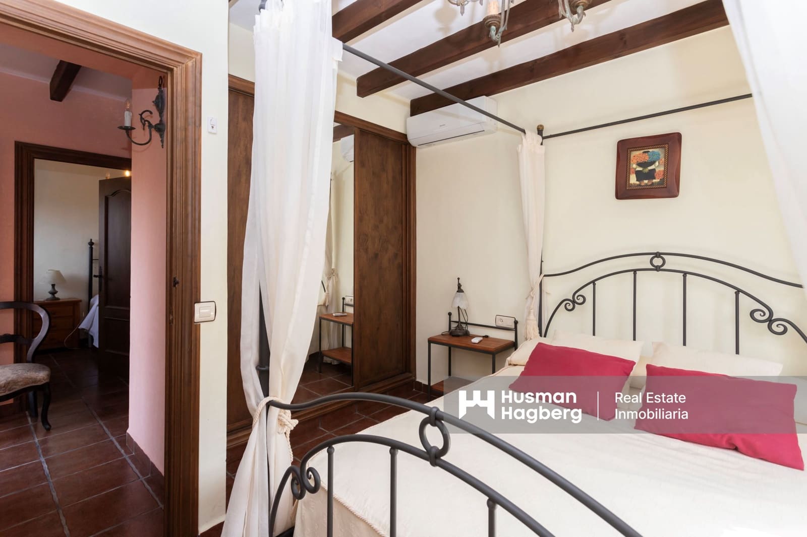 3 soveværelse Villa til salg i Jete med swimmingpool - € 550.000 (Ref: 9372309)