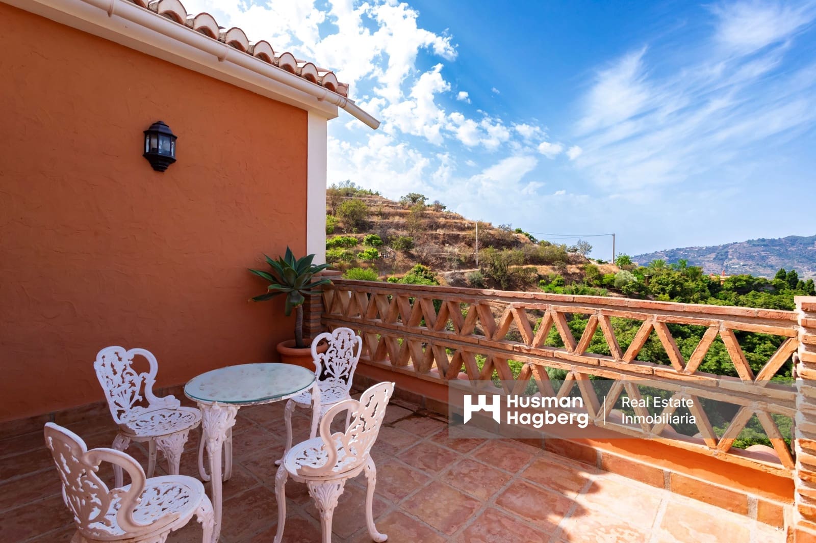 3 soveværelse Villa til salg i Jete med swimmingpool - € 550.000 (Ref: 9372309)