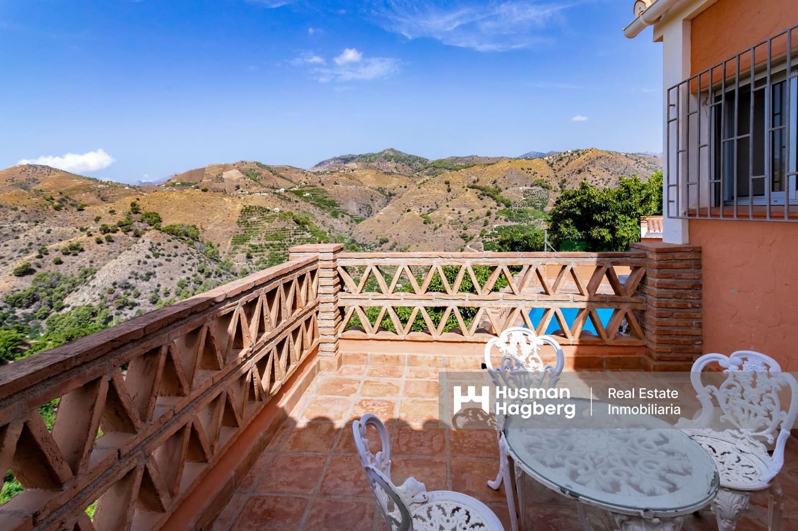 3 soveværelse Villa til salg i Jete med swimmingpool - € 550.000 (Ref: 9372309)