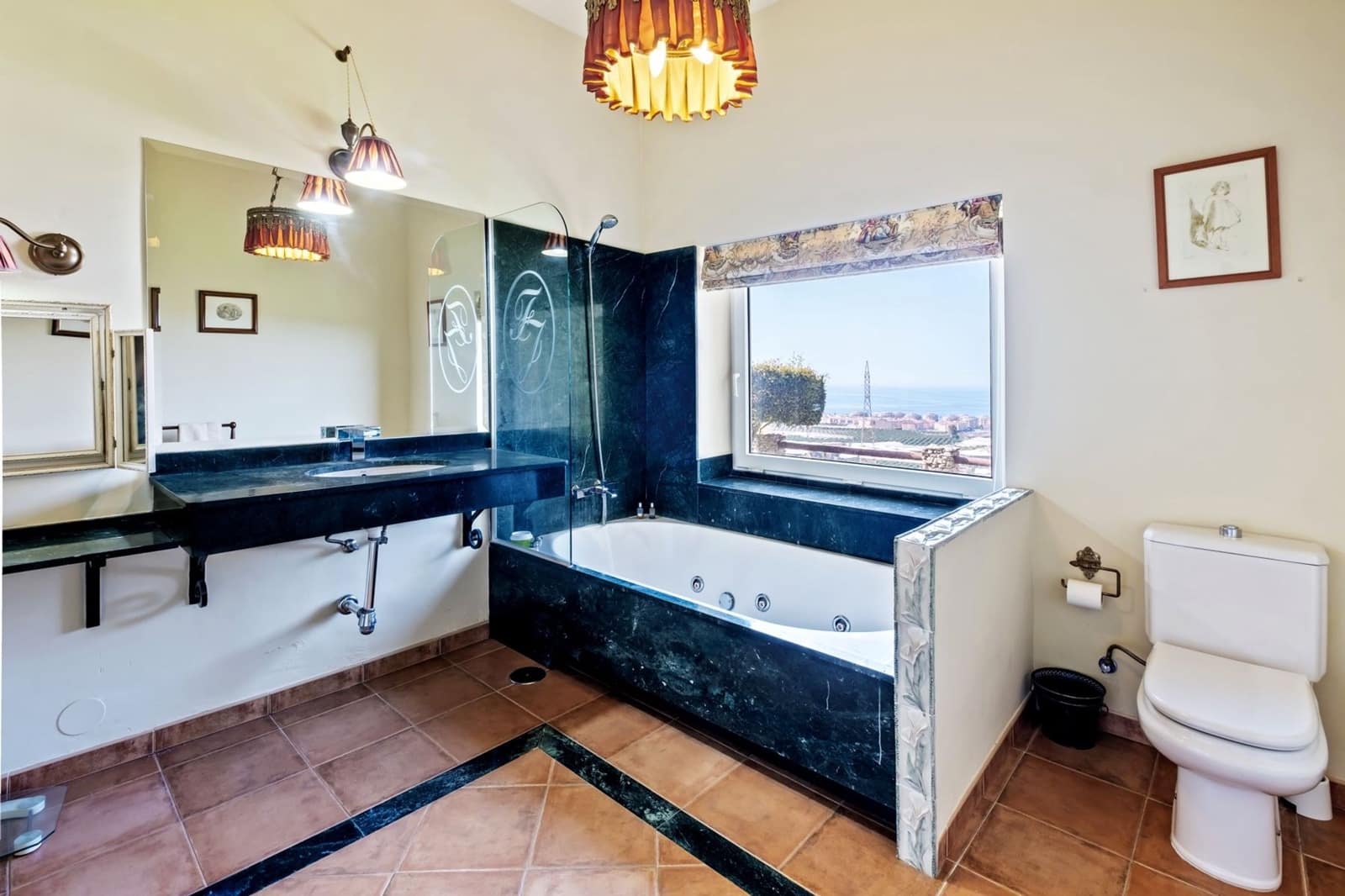 3 makuuhuone Huvila myytävänä paikassa Torrox mukana uima-altaan - 675 000 € (Ref: 9378300)