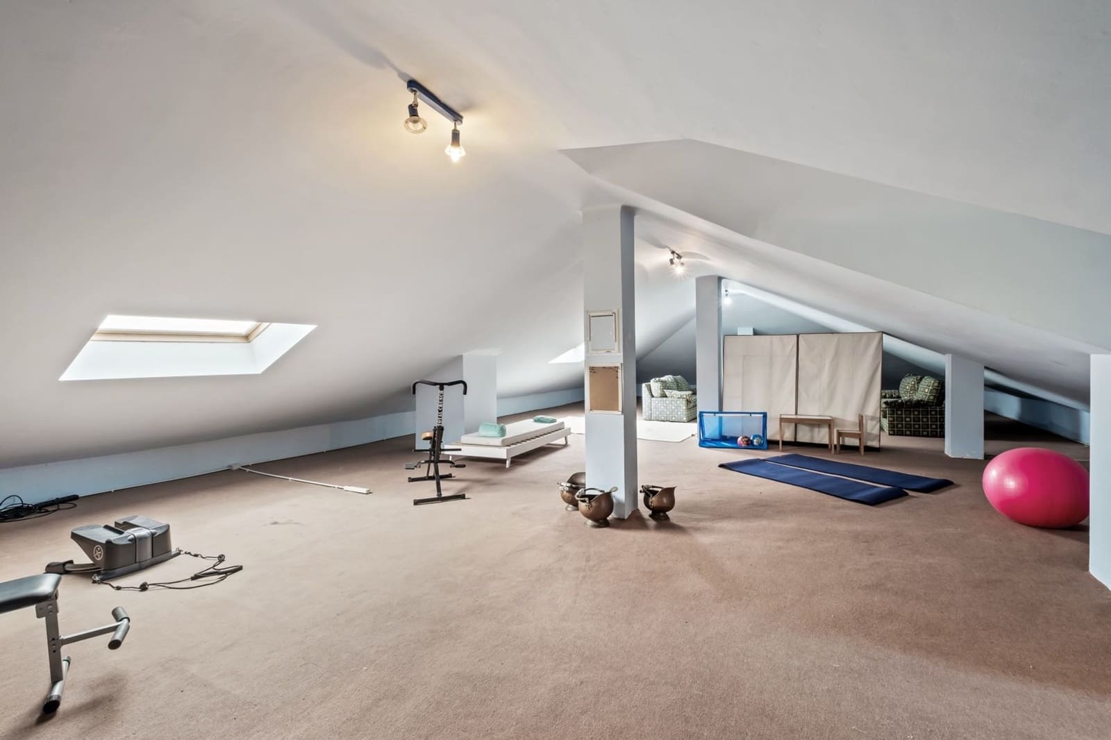 3 makuuhuone Huvila myytävänä paikassa Torrox mukana uima-altaan - 675 000 € (Ref: 9378300)