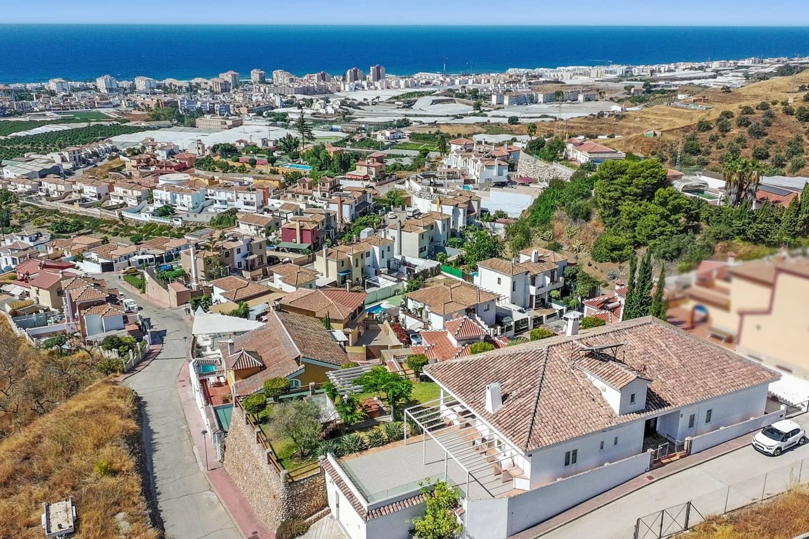 3 makuuhuone Huvila myytävänä paikassa Torrox mukana uima-altaan - 675 000 € (Ref: 9378300)