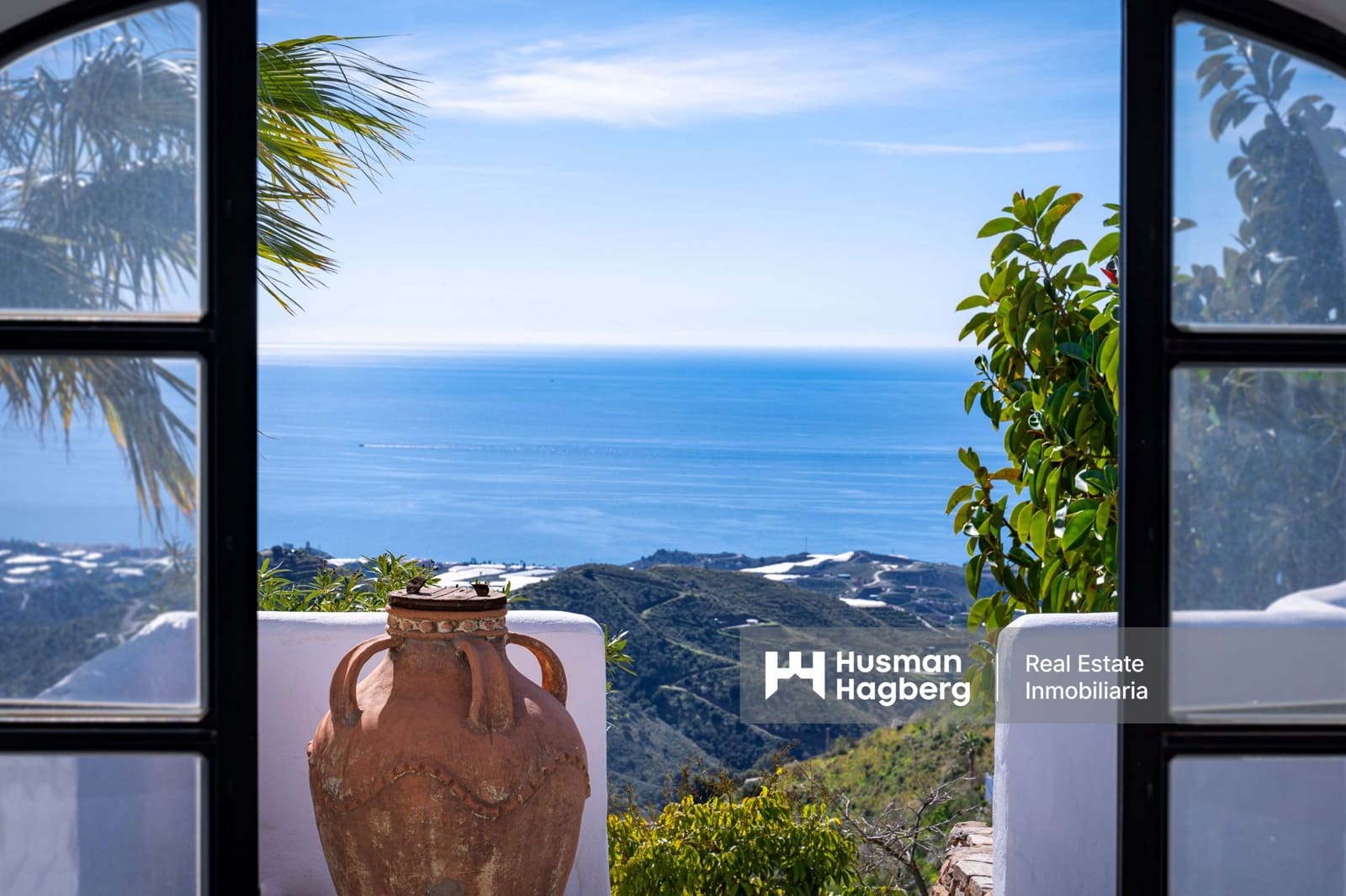 3 sypialnia Willa na sprzedaż w Sayalonga z basenem - 1 250 000 € (Ref: 9396836)