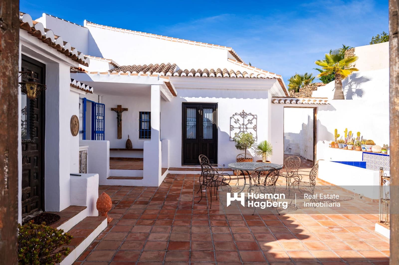 3 sypialnia Willa na sprzedaż w Sayalonga z basenem - 1 250 000 € (Ref: 9396836)