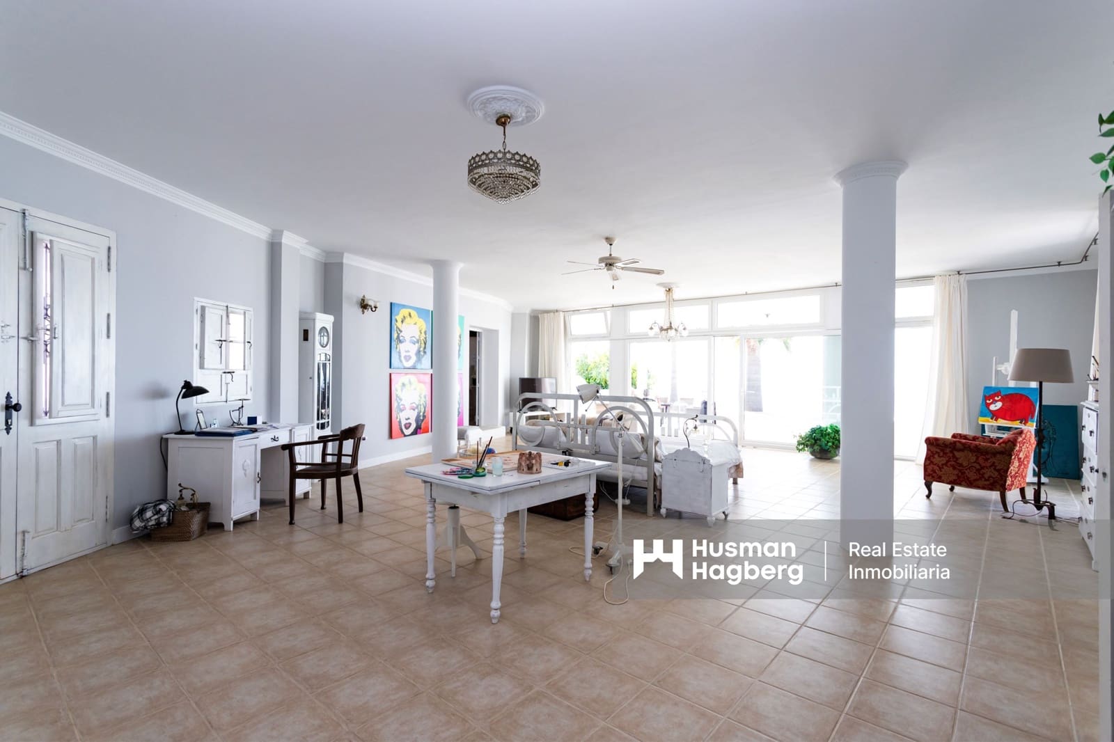 3 sypialnia Willa na sprzedaż w Sayalonga z basenem - 1 250 000 € (Ref: 9396836)