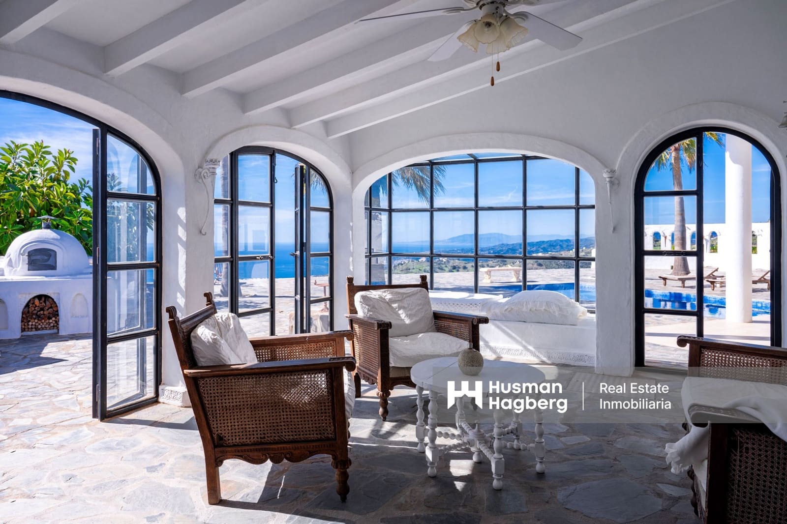 3 sypialnia Willa na sprzedaż w Sayalonga z basenem - 1 250 000 € (Ref: 9396836)