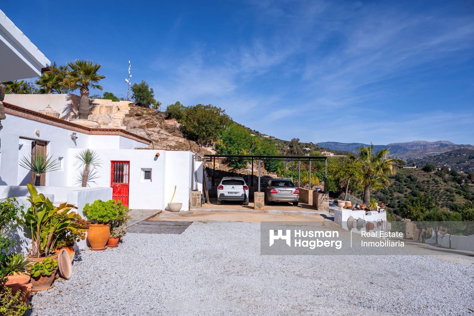 3 sypialnia Willa na sprzedaż w Sayalonga z basenem - 1 250 000 € (Ref: 9396836)