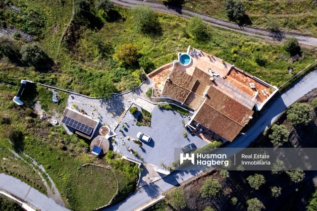 5 sypialnia Willa na sprzedaż w Almuñécar z basenem - 795 000 € (Ref: 9412944)