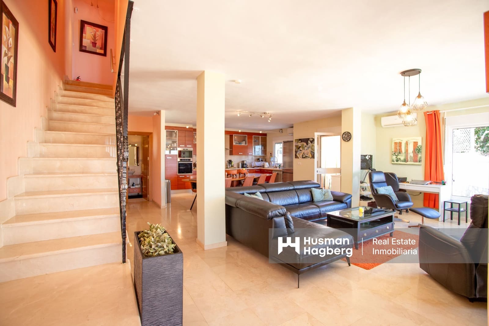 3 sypialnia Willa na sprzedaż w Torrox z basenem - 489 000 € (Ref: 9422418)