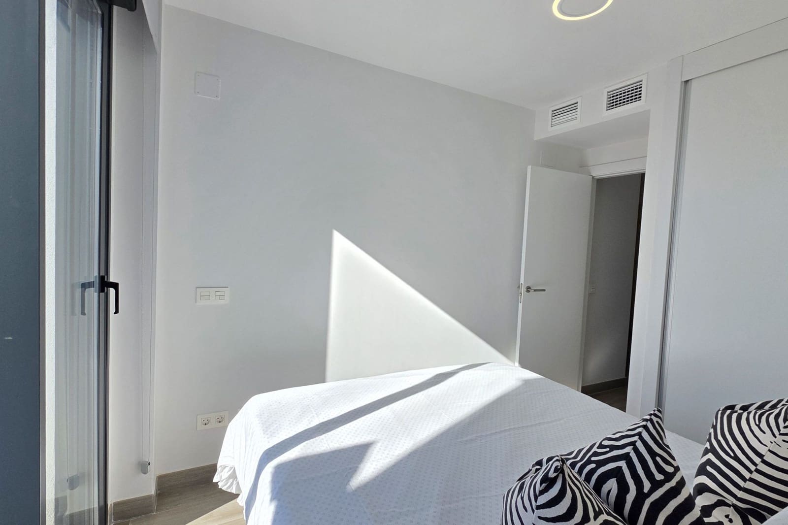 3 quarto Apartamento para venda em Nerja com piscina - 799 000 € (Ref: 9444894)