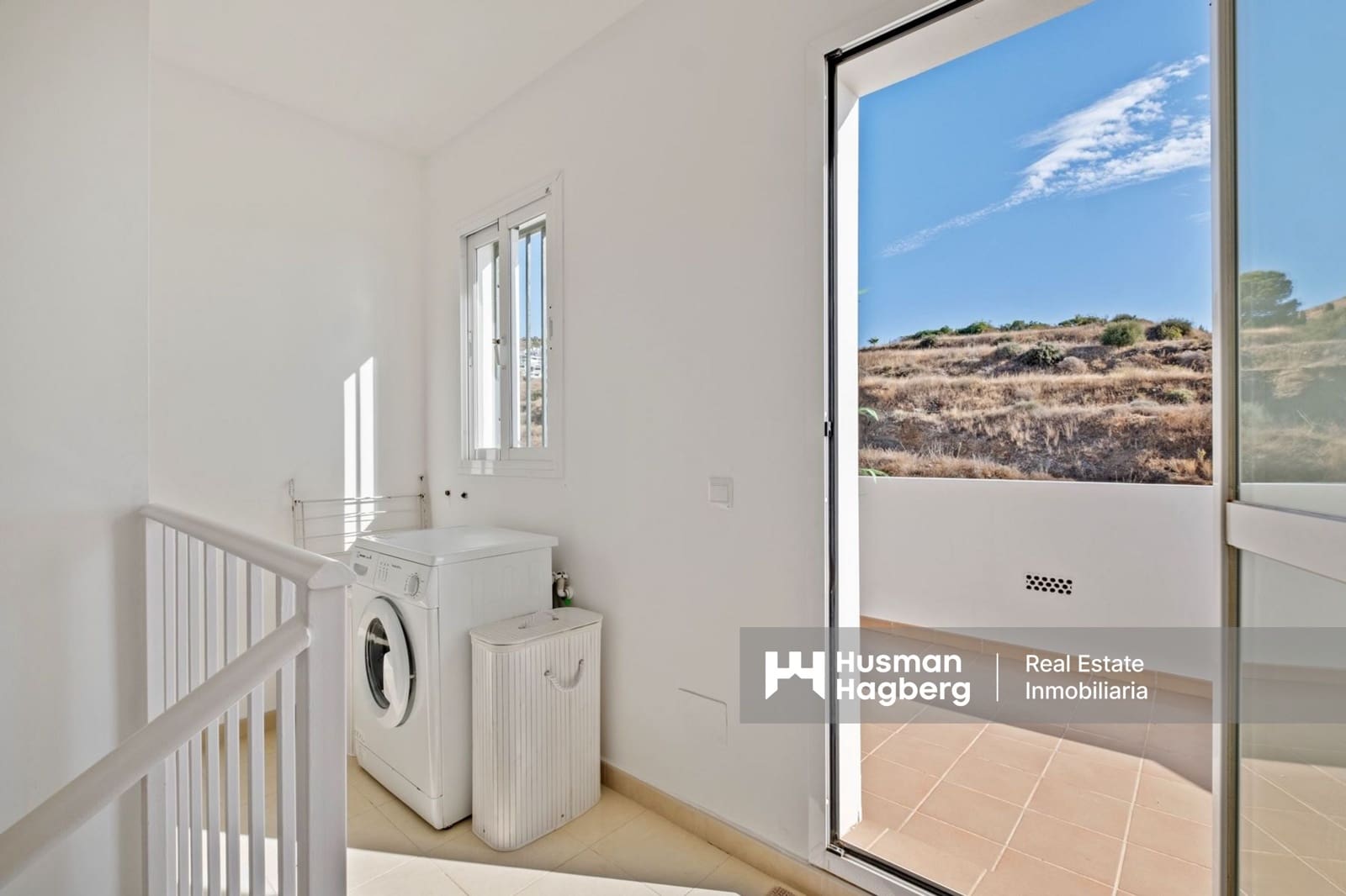 3 soveværelse Villa til salg i Torrox med swimmingpool - € 649.000 (Ref: 9449777)
