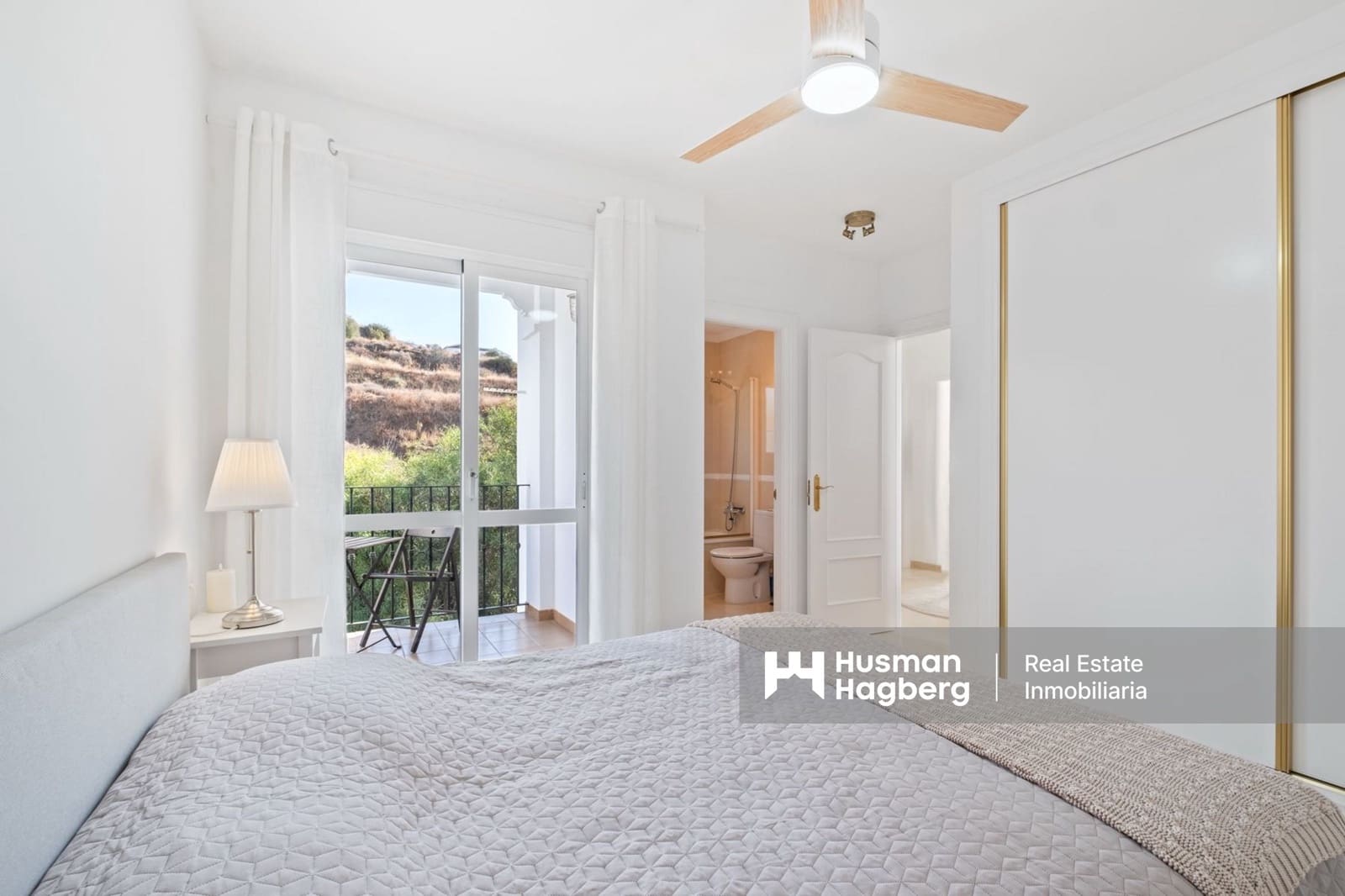 3 soveværelse Villa til salg i Torrox med swimmingpool - € 649.000 (Ref: 9449777)