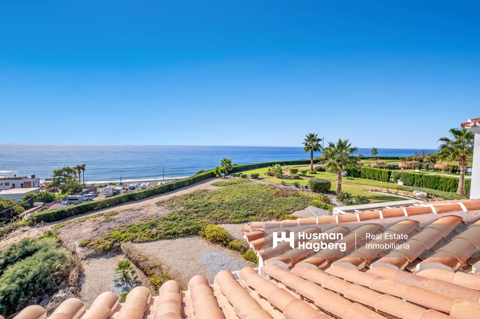 3 soveværelse Villa til salg i Torrox med swimmingpool - € 649.000 (Ref: 9449777)