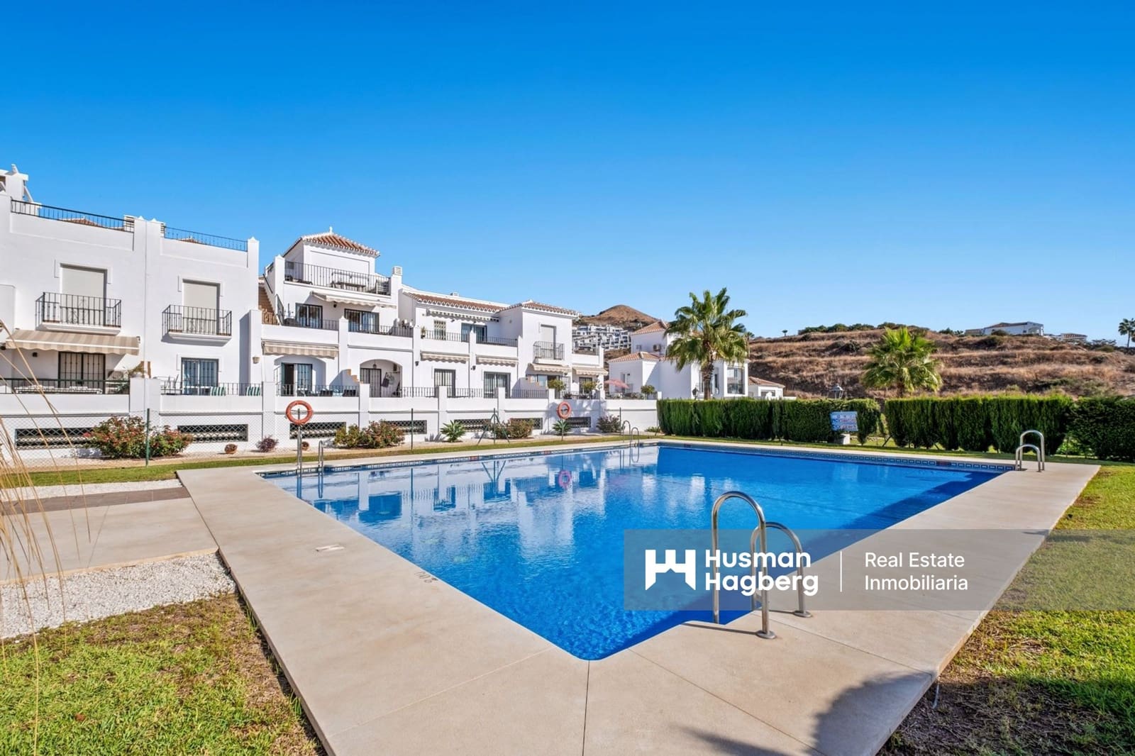 3 soveværelse Villa til salg i Torrox med swimmingpool - € 649.000 (Ref: 9449777)