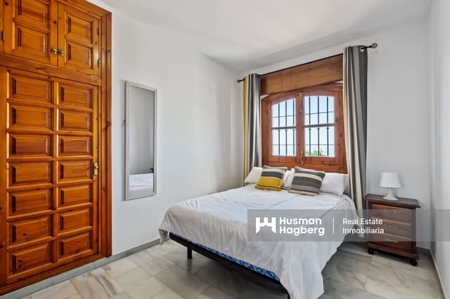 2 sovrum Villa till salu i Capistrano, Nerja med pool - 650 000 € (Ref: 9449778)